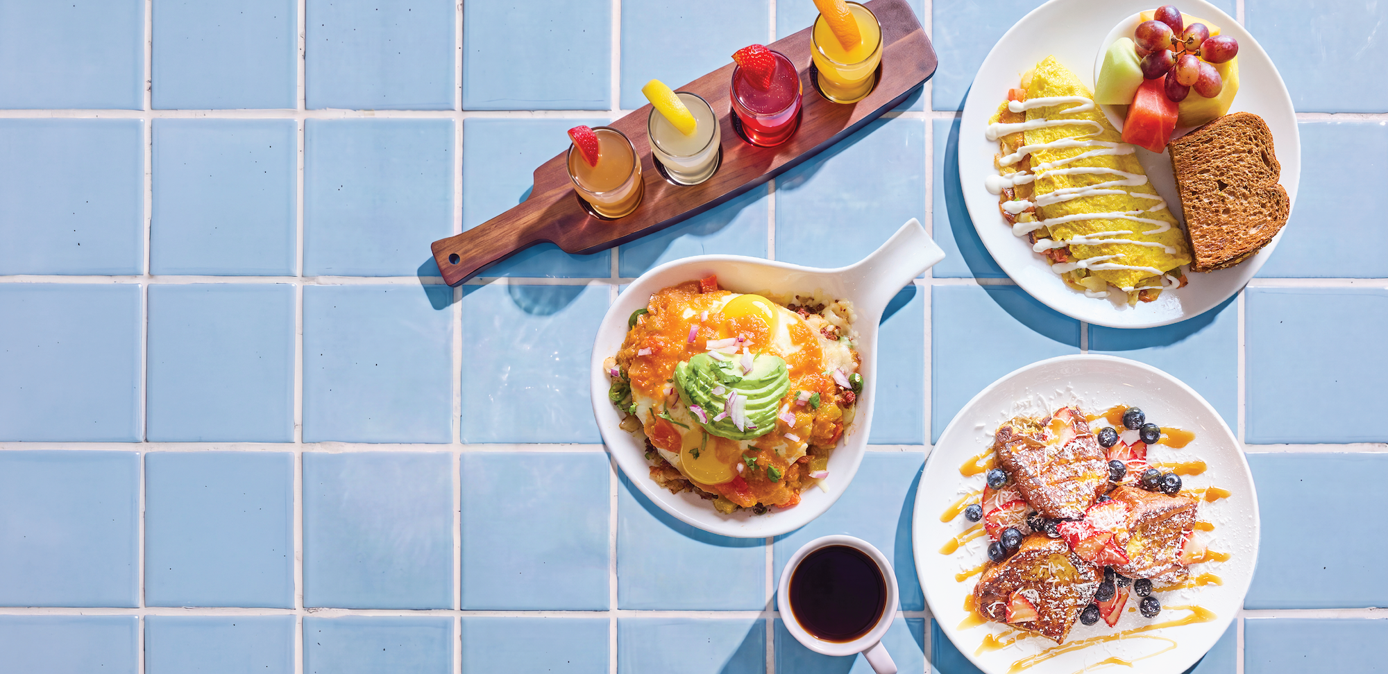 【ヒグチユウコ×EVS】ブラッキー　プレート ヒグチユウコ×EVS】ブラッキー プレート Breakfast, Brunch & Lunch